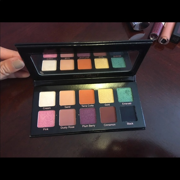 ❌SOLD❌Makeup bundle - Picture 8 of 8